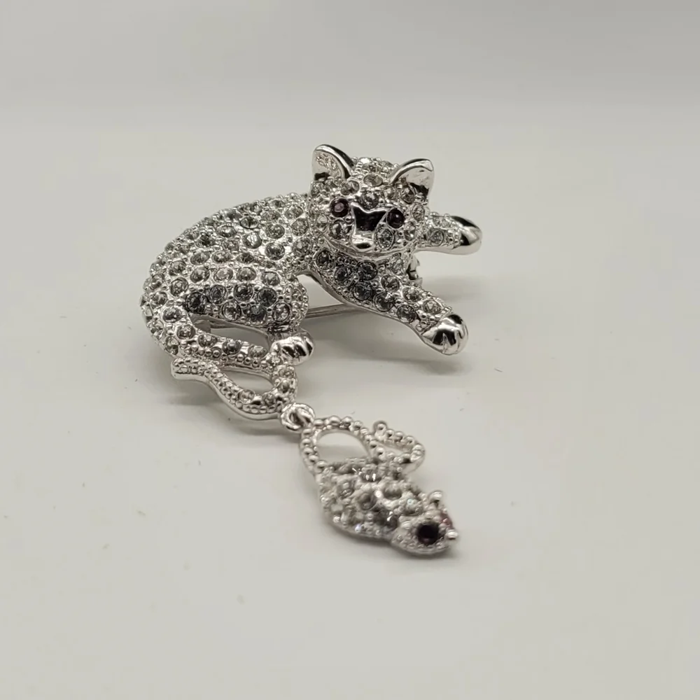 Rare Crystal Rhinestone Pave Cat and Mouse Pin/Brooch Silvertone Metal